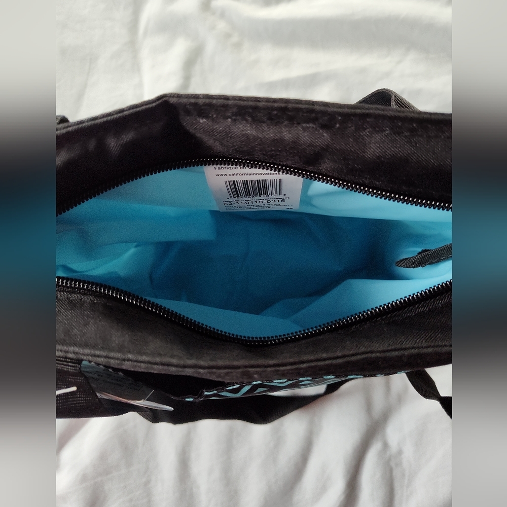ARTIC ZONE Insulated Lunch Bag.  (NWT) - Picture 2 of 6